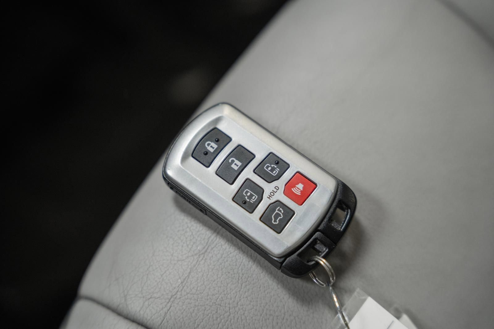 Used 2011 Toyota Sienna Limited w/ Premium Pkg image 54