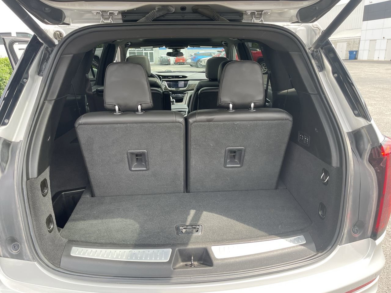 Used 2020 Cadillac XT6 Premium Luxury FWD image 27