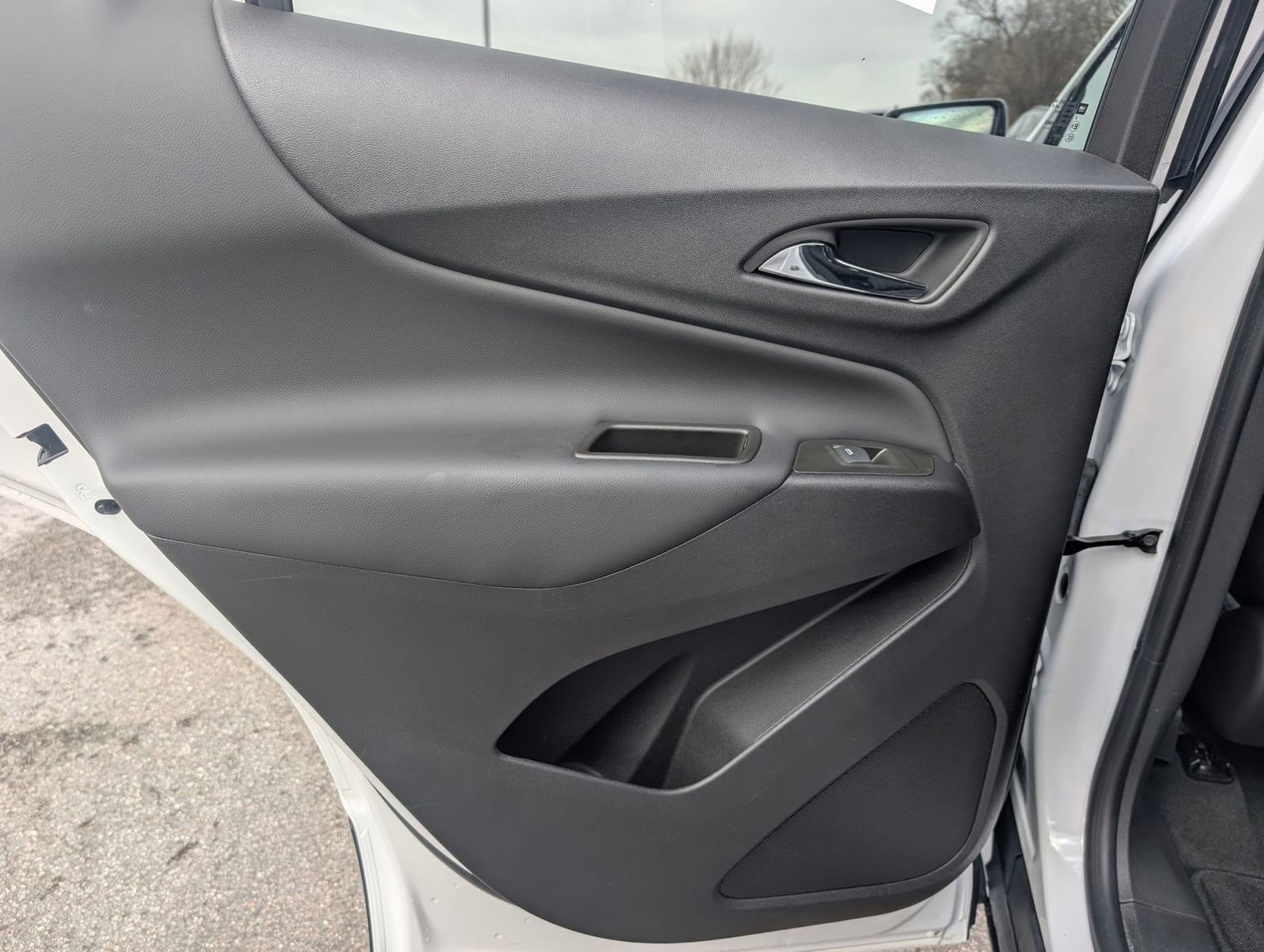 Used 2024 Chevrolet Equinox LT AWD/4WD image 23