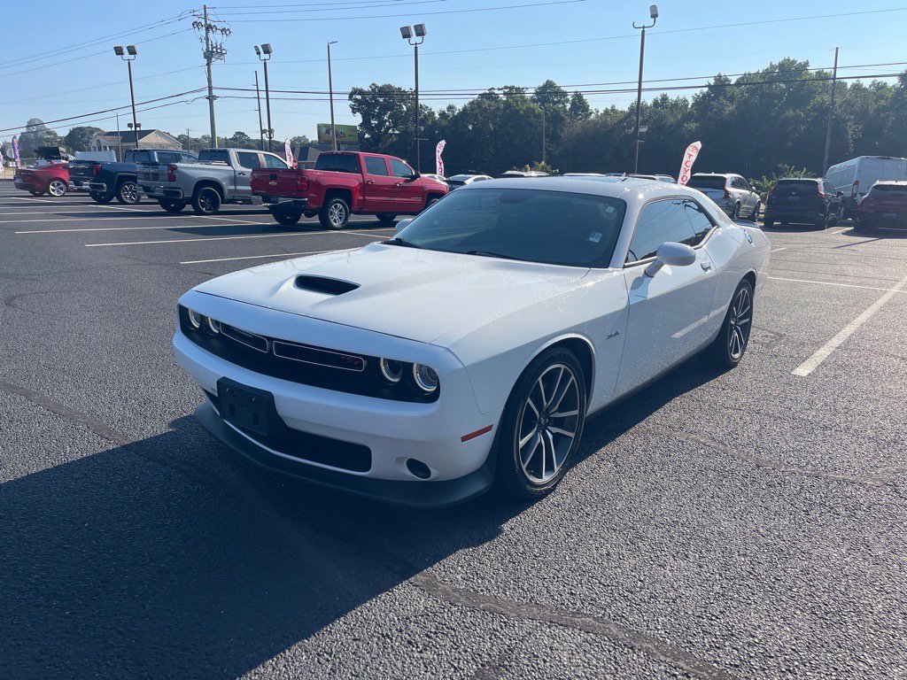 Used 2023 Dodge Challenger R/T image 3