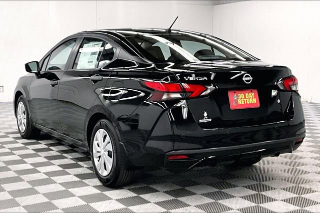 New 2025 Nissan Versa S w/ Trunk Package image 4