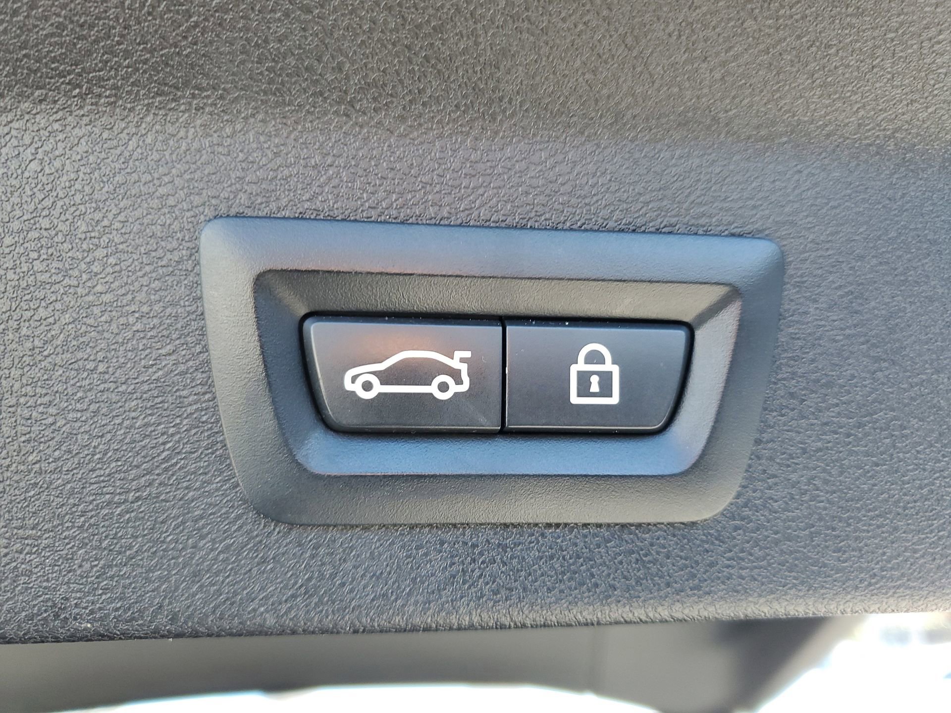 Used 2019 BMW X3 M40i w/ Driving Assistance Package image 7