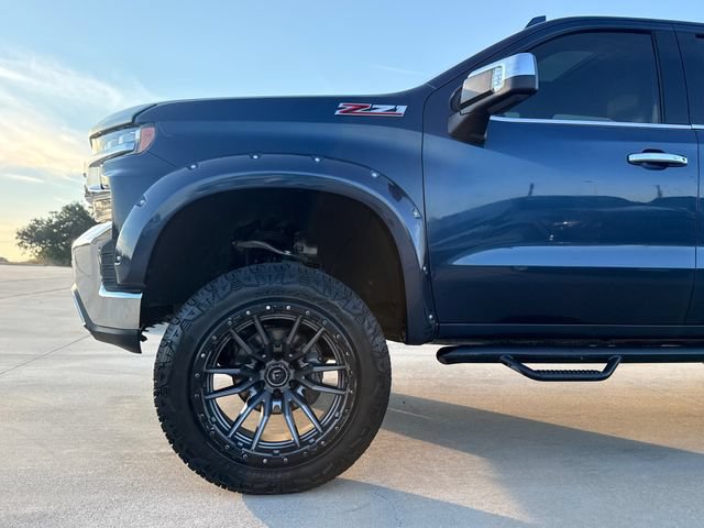Used 2020 Chevrolet Silverado 1500 LTZ w/ LTZ Premium Package AWD/4WD image 5