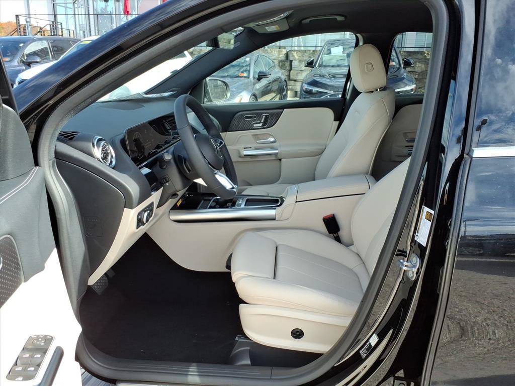 Used 2026 Mercedes-Benz GLA 250 4MATIC image 9