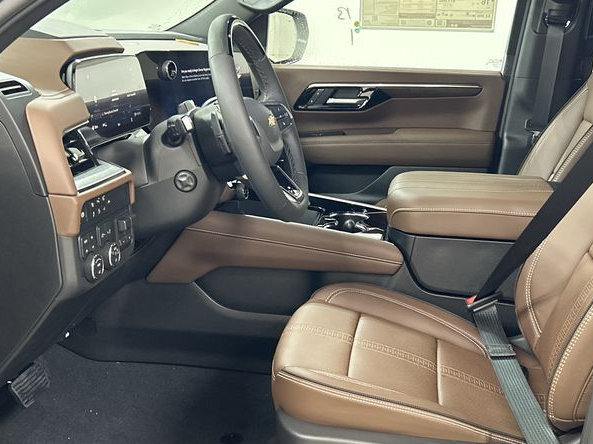 New 2026 Chevrolet Tahoe High Country AWD/4WD image 12