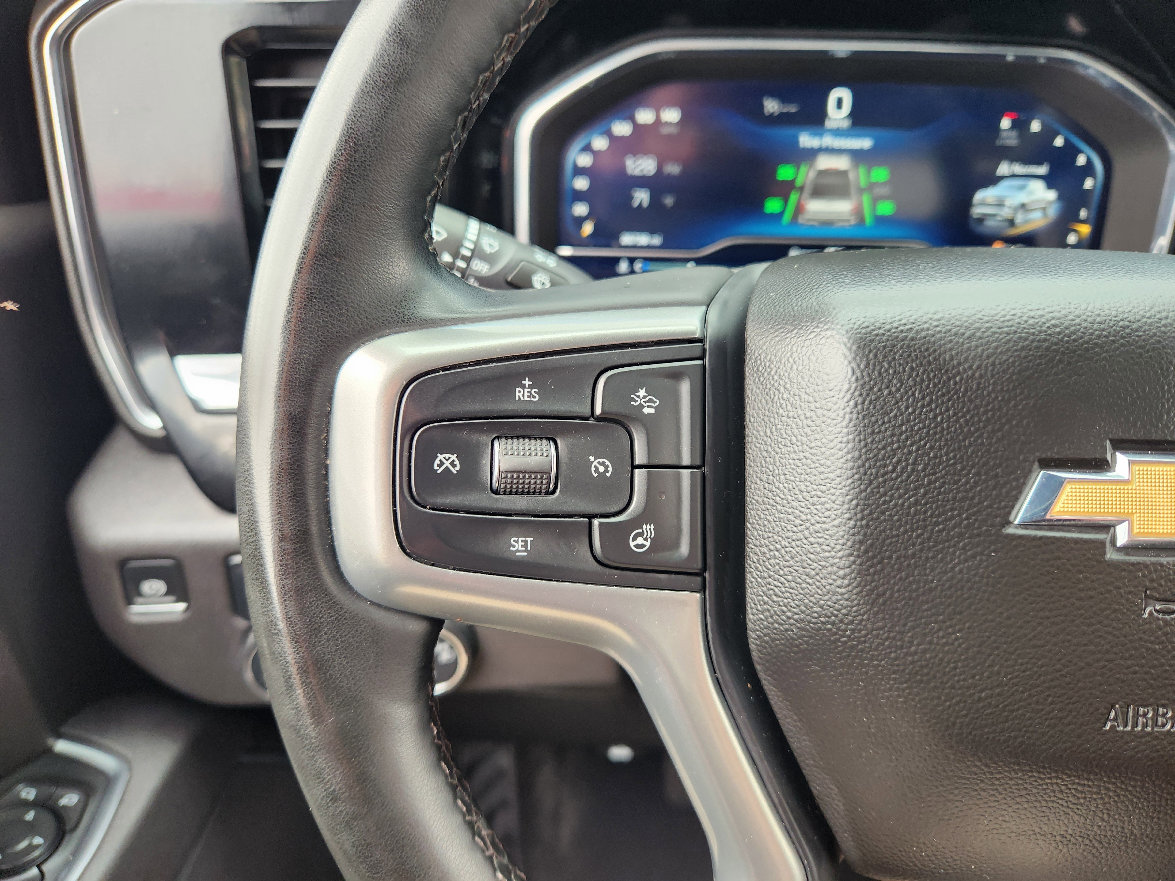 Certified 2025 Chevrolet Silverado 1500 LT image 28