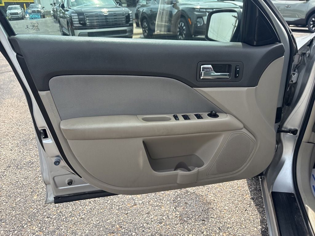 Used 2012 Ford Fusion SE FWD image 14
