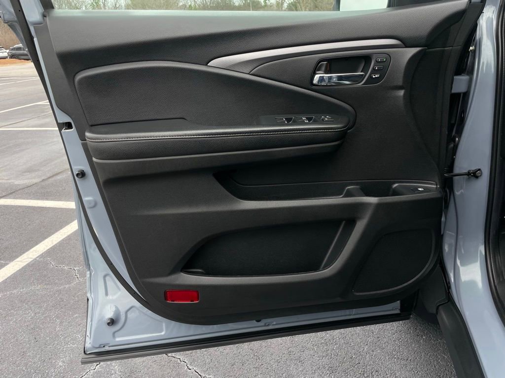 Certified 2023 Honda Ridgeline RTL image 24