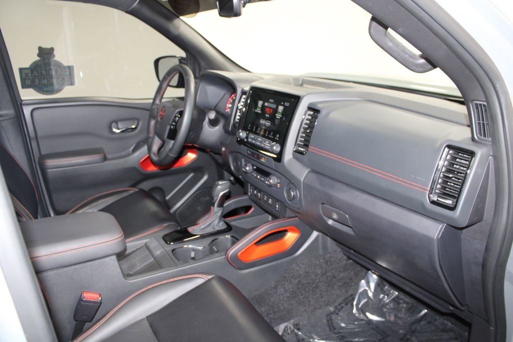 Used 2023 Nissan Frontier Pro-X w/ Pro-X Premium Package image 28