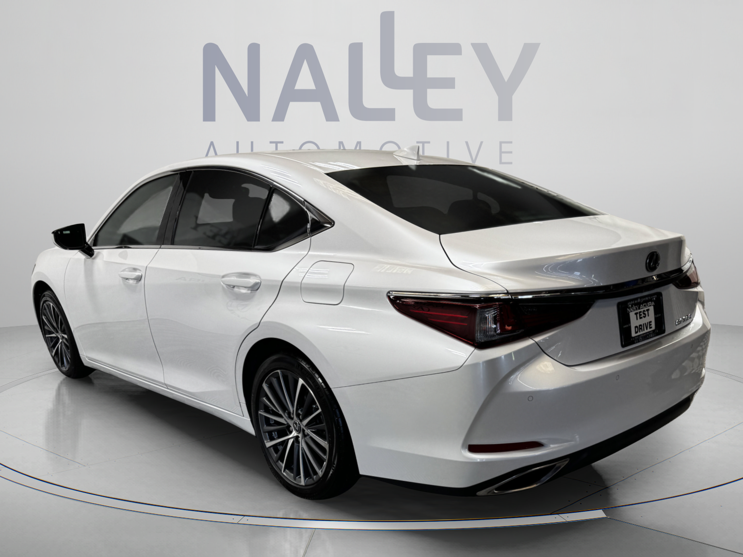 Used 2022 Lexus ES 350 w/ Premium Package FWD image 3