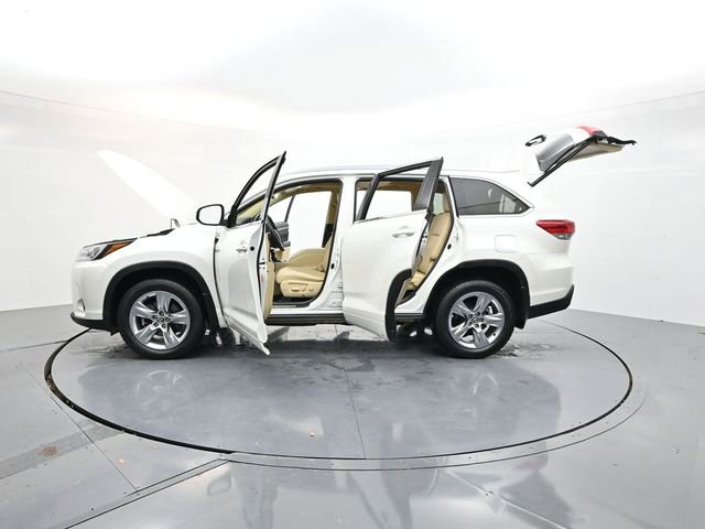 Used 2019 Toyota Highlander Limited image 39