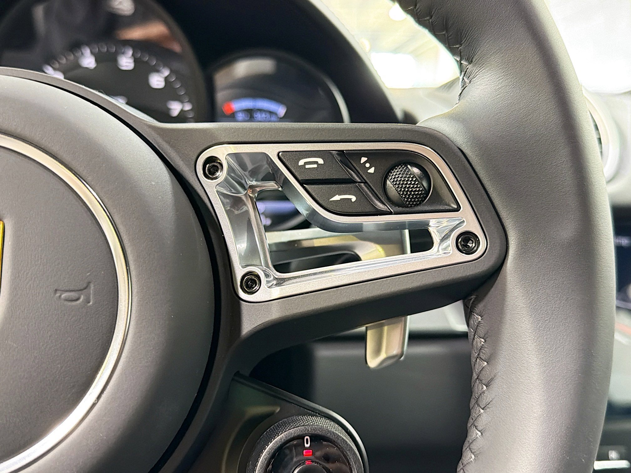 Used 2024 Porsche 718 Cayman GTS image 34