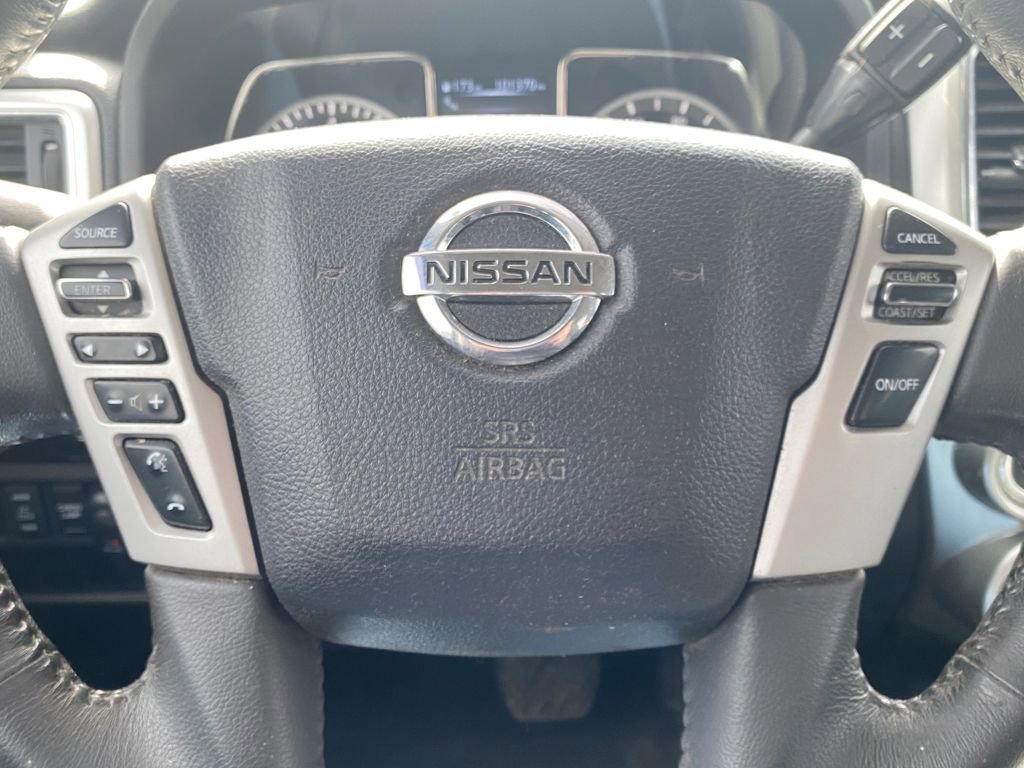 Used 2017 Nissan Titan SV AWD/4WD image 26