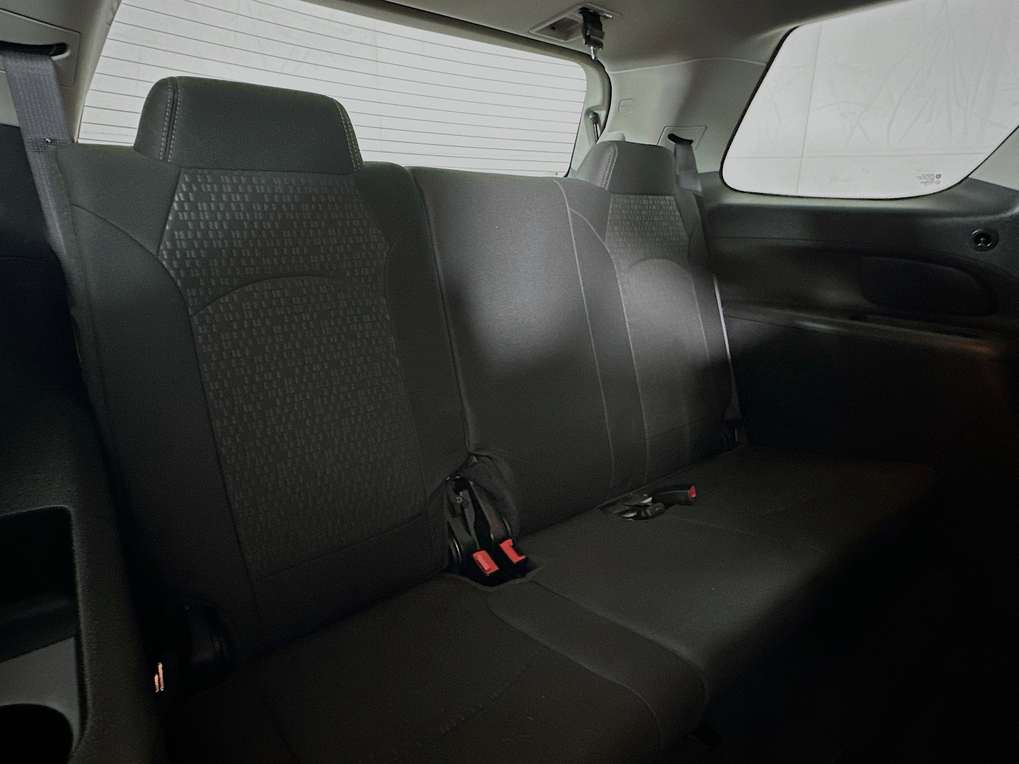 Used 2015 GMC Acadia SLE FWD image 25