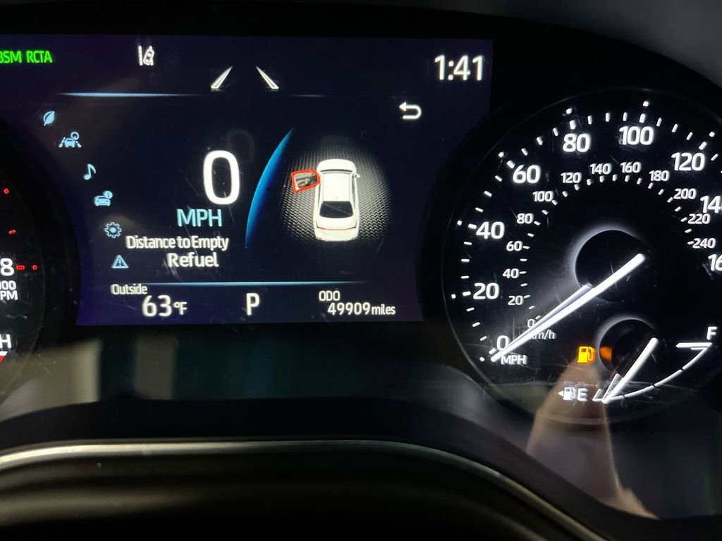Used 2020 Toyota Avalon XLE w/ Carpet Mat Package FWD image 13