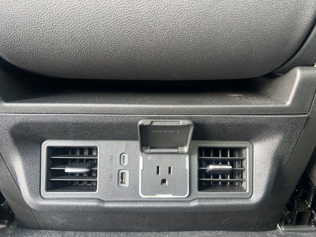 New 2025 Chevrolet Silverado 1500 LT w/ Safety Package image 23