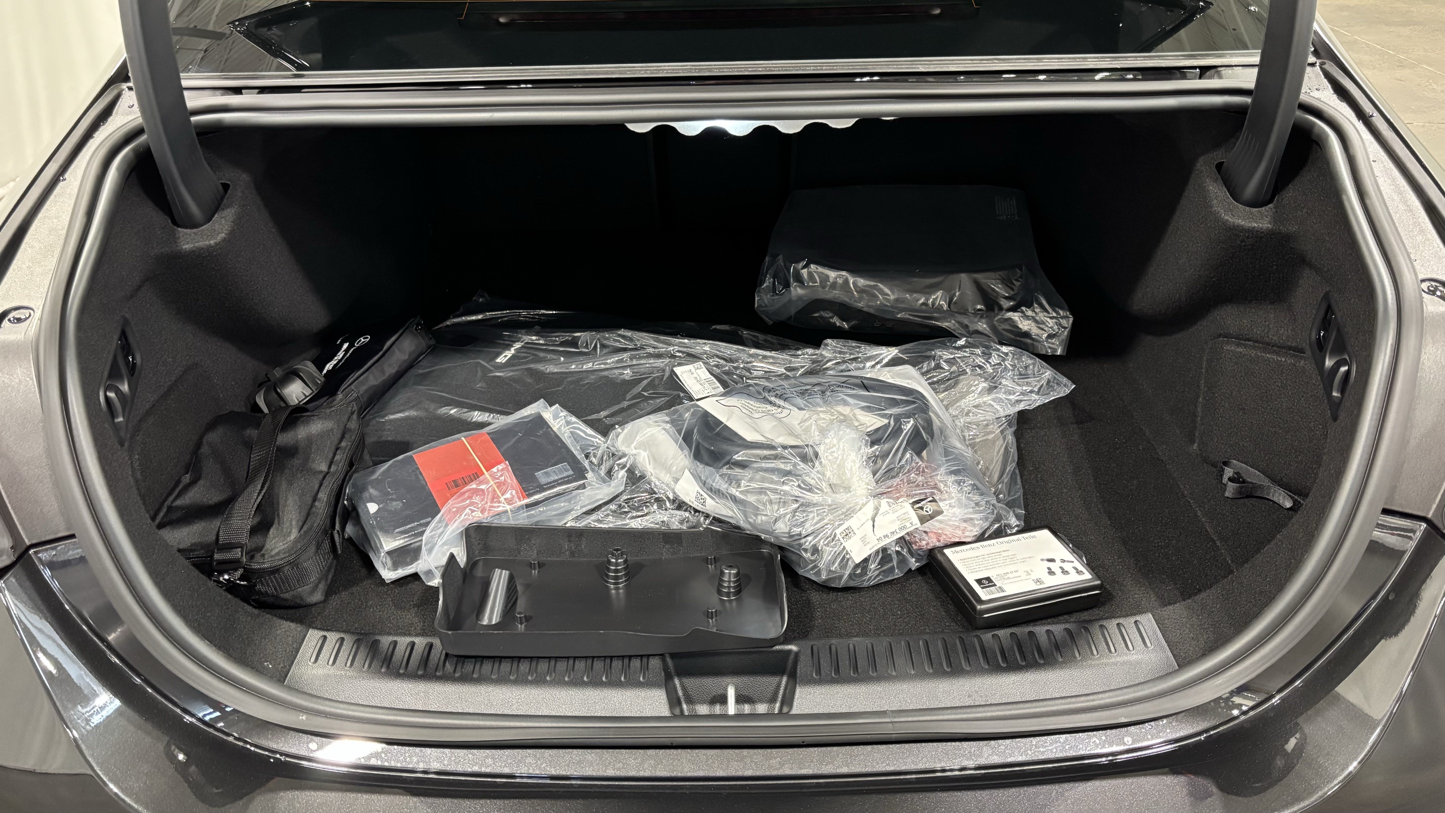New 2026 Mercedes-Benz E 53 AMG e 4MATIC Sedan image 27