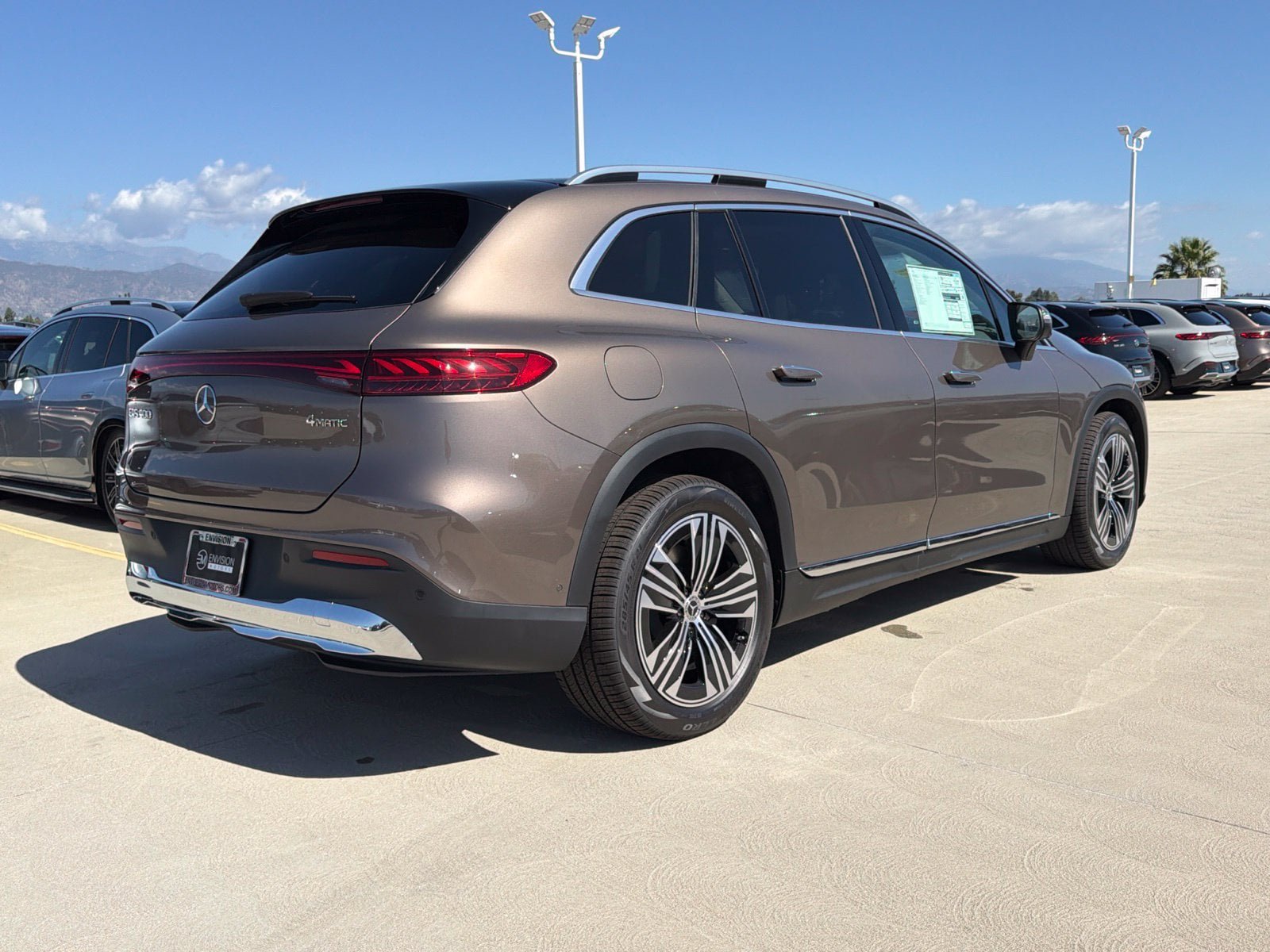 New 2027 Mercedes-Benz EQS 400 4MATIC SUV image 11