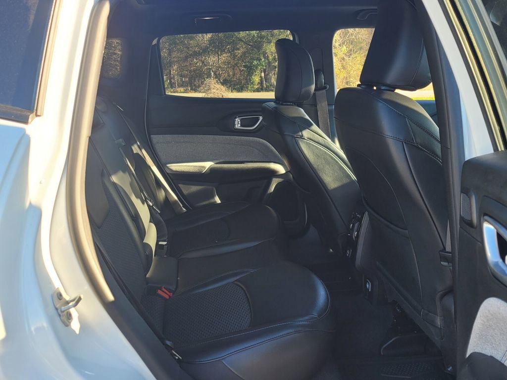 Used 2023 Jeep Compass Latitude w/ Sun and Sound Group image 14