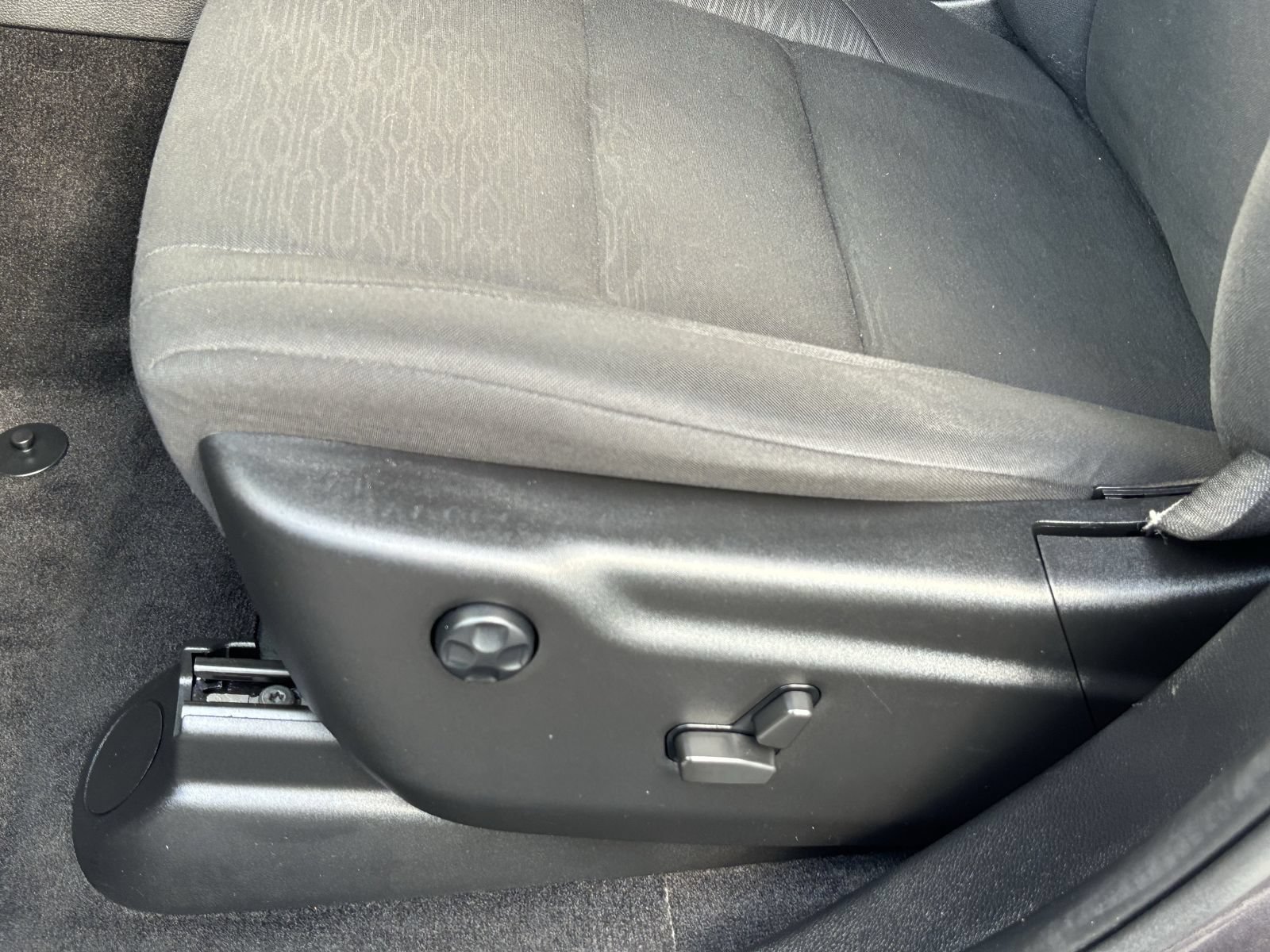 Used 2021 Dodge Durango SXT AWD/4WD image 21
