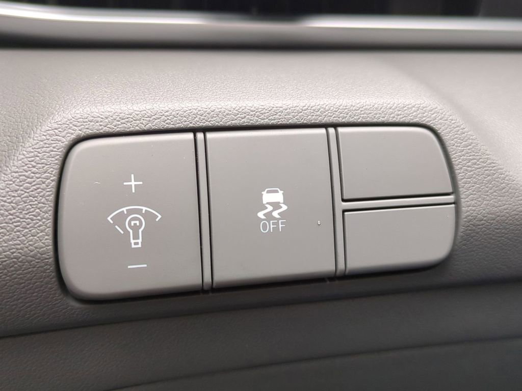 New 2026 Hyundai Elantra SEL Sport image 26