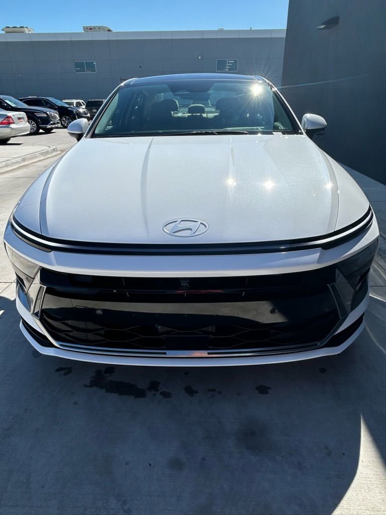 New 2026 Hyundai Sonata Limited FWD image 3