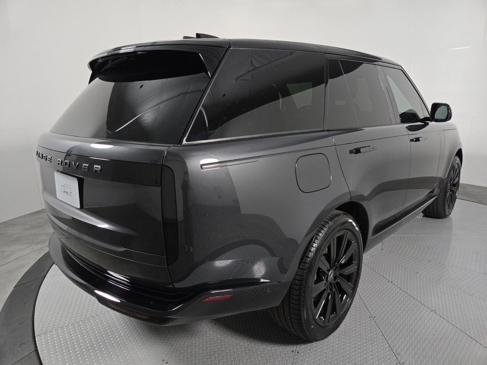 New 2025 Land Rover Range Rover SE video 2
