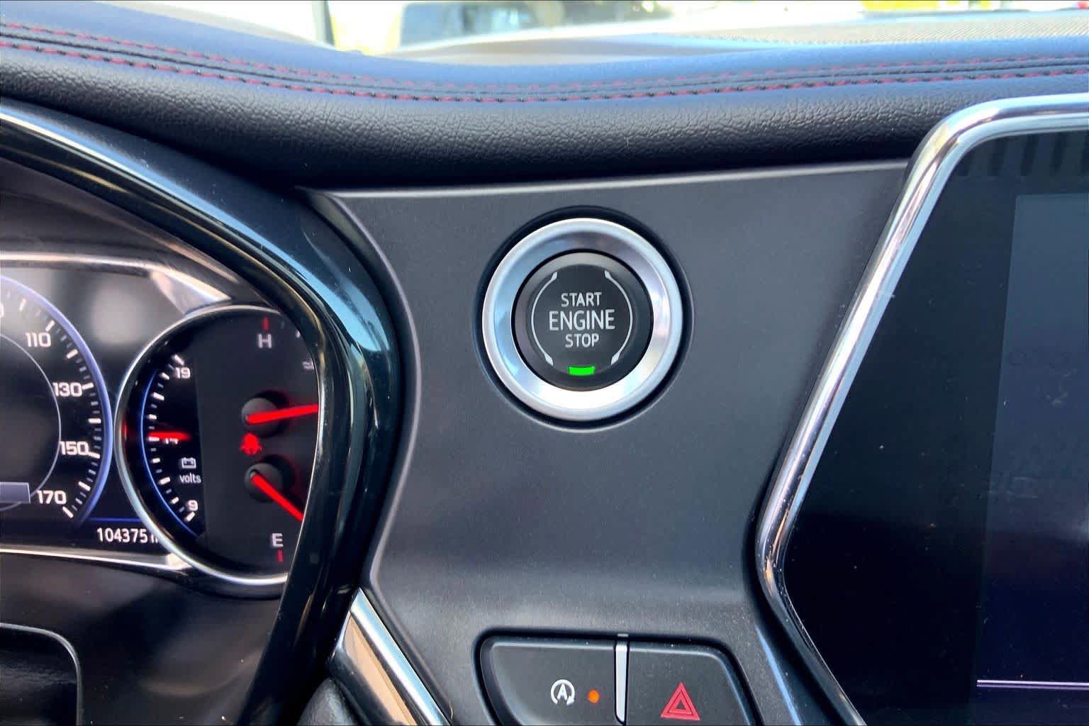 Used 2022 Chevrolet Blazer RS FWD image 32