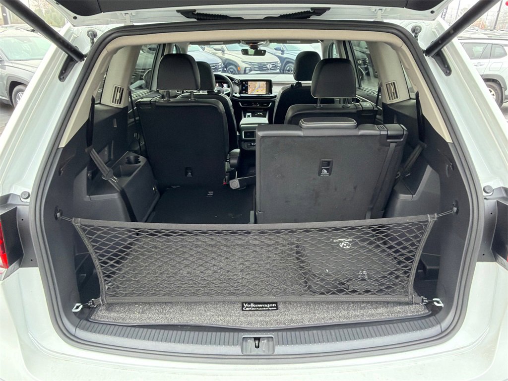 Used 2024 Volkswagen Atlas SEL Premium R-Line image 18