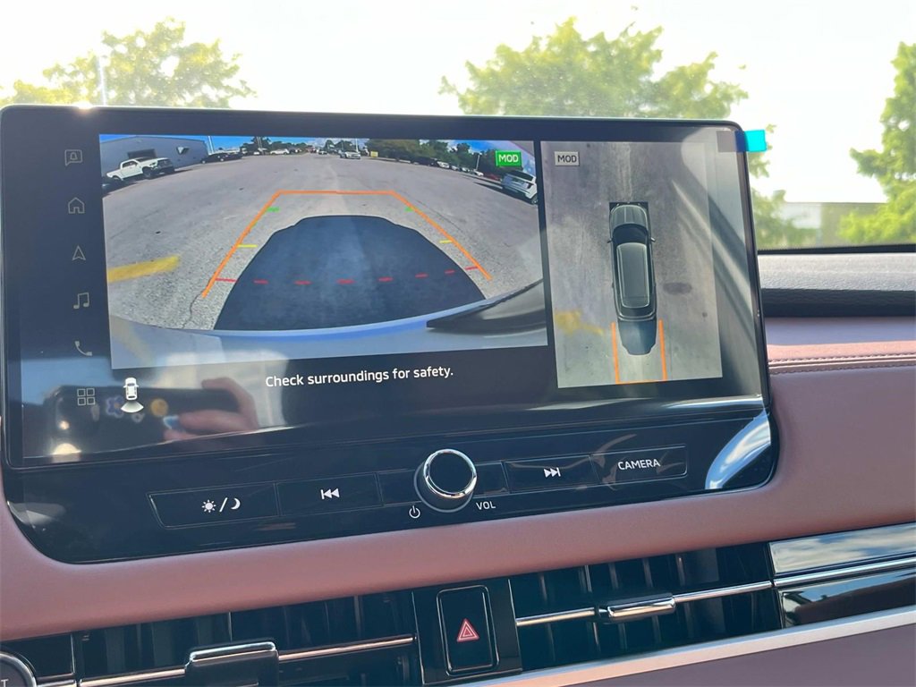 New 2025 Mitsubishi Outlander SEL image 24