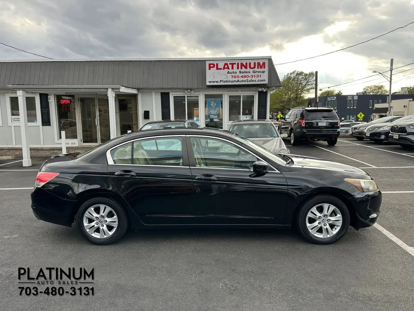 Used 2010 Honda Accord LX-P image 2