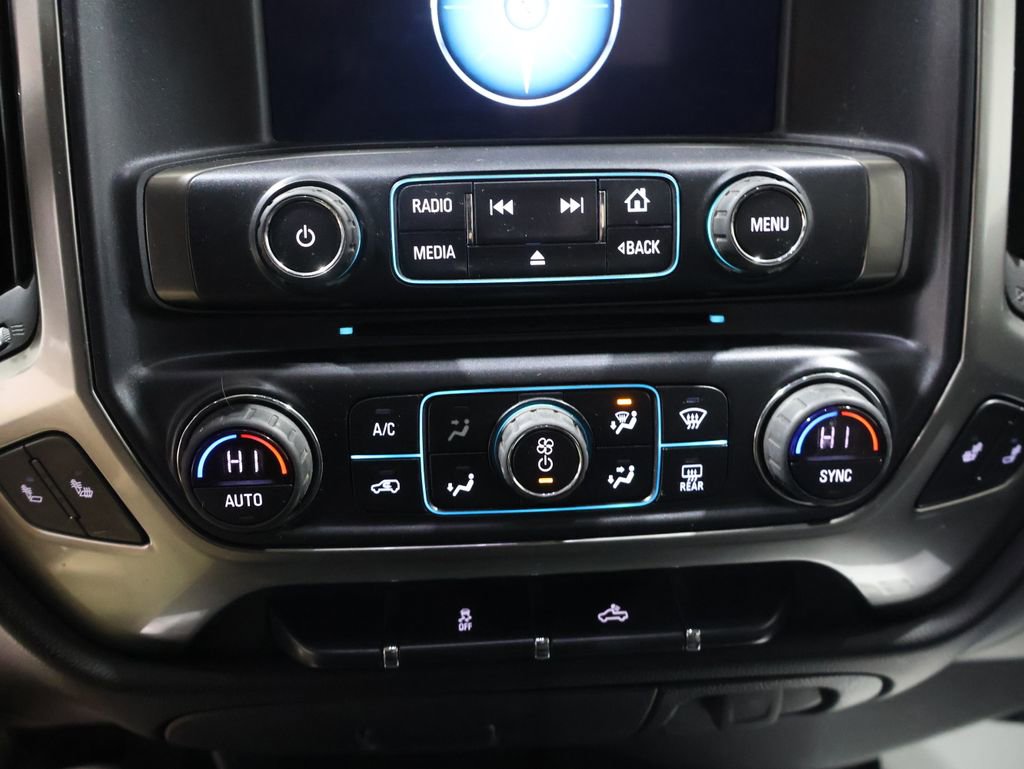 Used 2018 Chevrolet Silverado 1500 LT w/ All Star Edition image 29