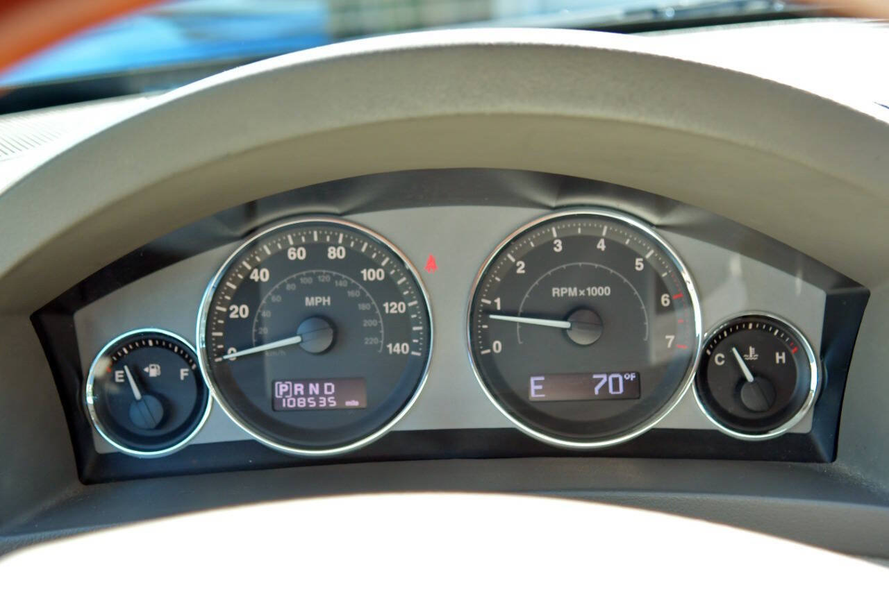 Used 2008 Jeep Grand Cherokee Overland w/ Mopar Chrome Edition Group AWD/4WD image 25