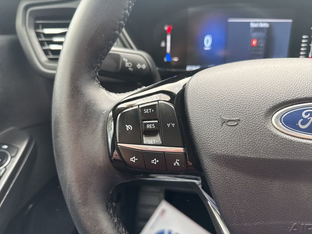 Used 2024 Ford Escape Active image 17