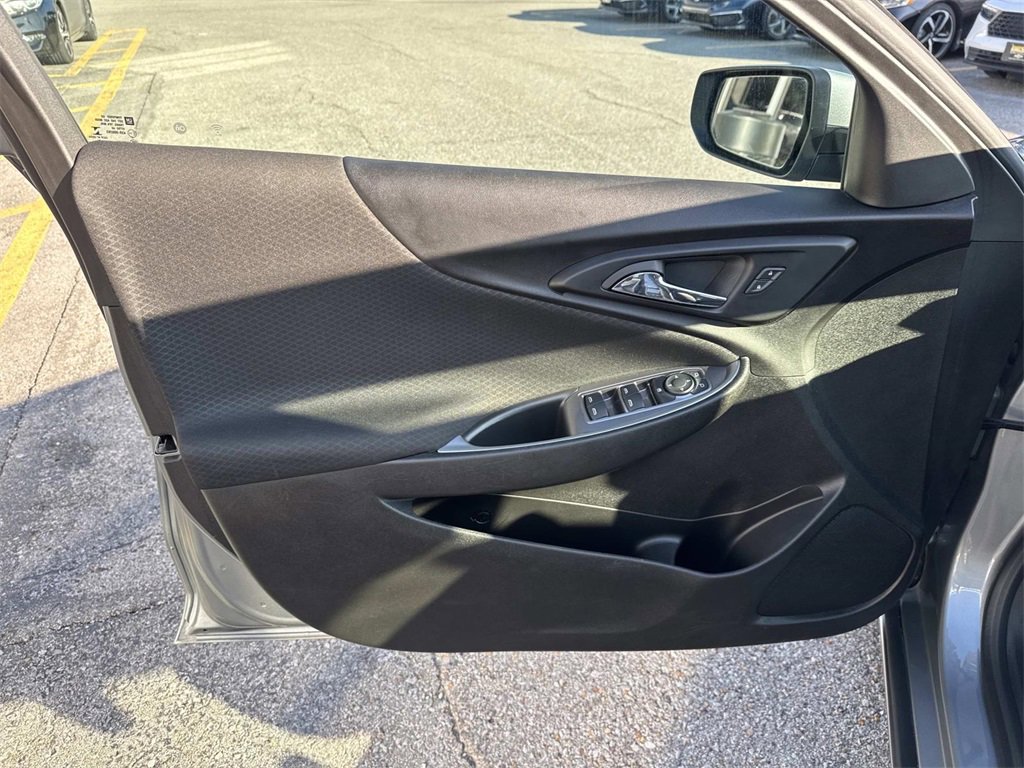 Used 2024 Chevrolet Malibu LT image 20