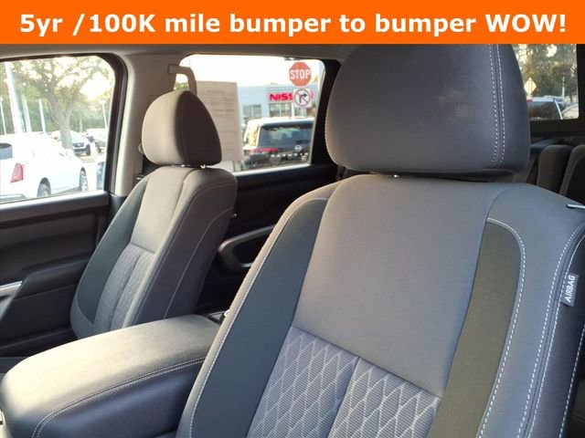 Used 2024 Nissan Titan SV w/ SV Convenience Package image 14