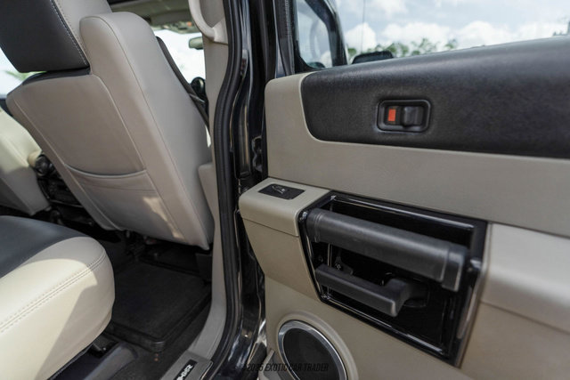 Used 2004 HUMMER H2 w/ Preferred Equipment Group image 66