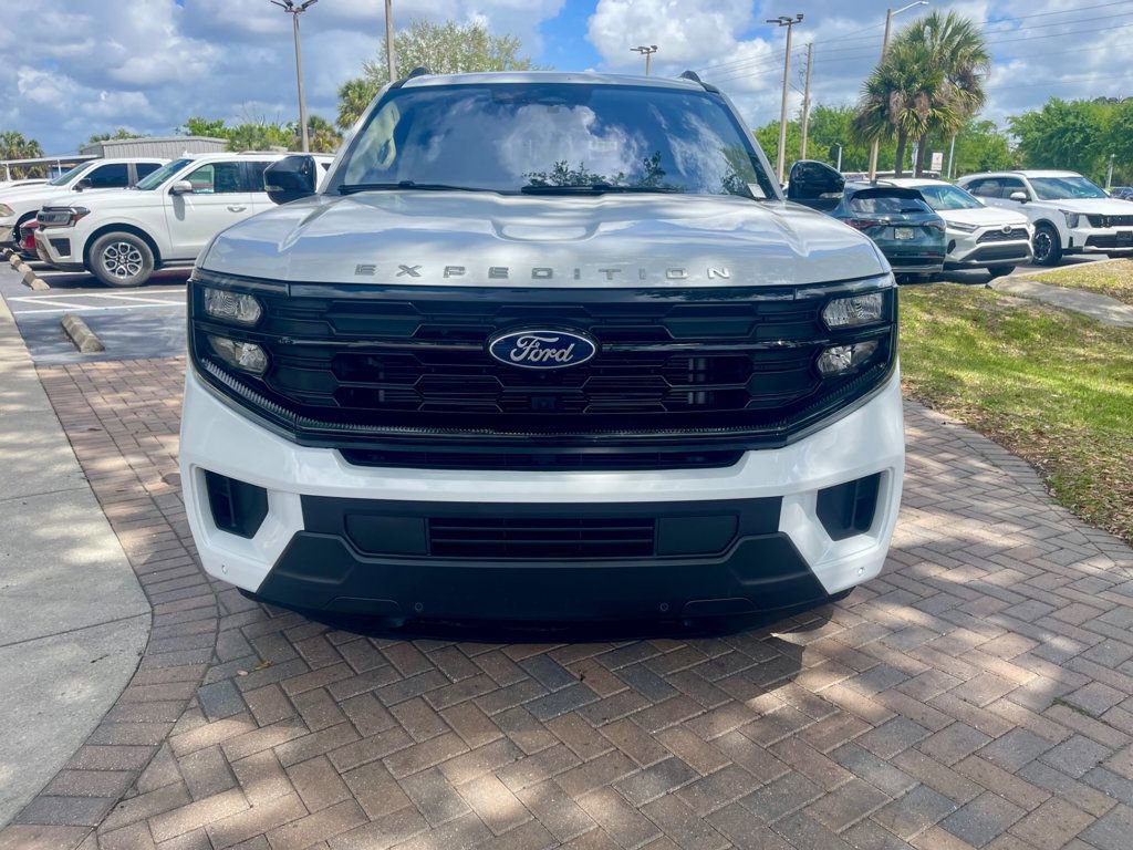 Used 2025 Ford Expedition Active image 9