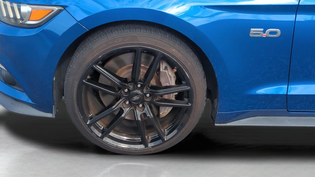 Used 2017 Ford Mustang GT w/ GT Performance Package image 30