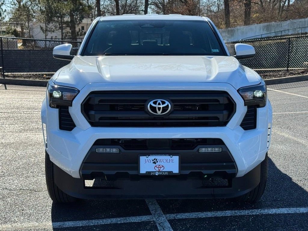 Certified 2025 Toyota Tacoma SR5 image 11