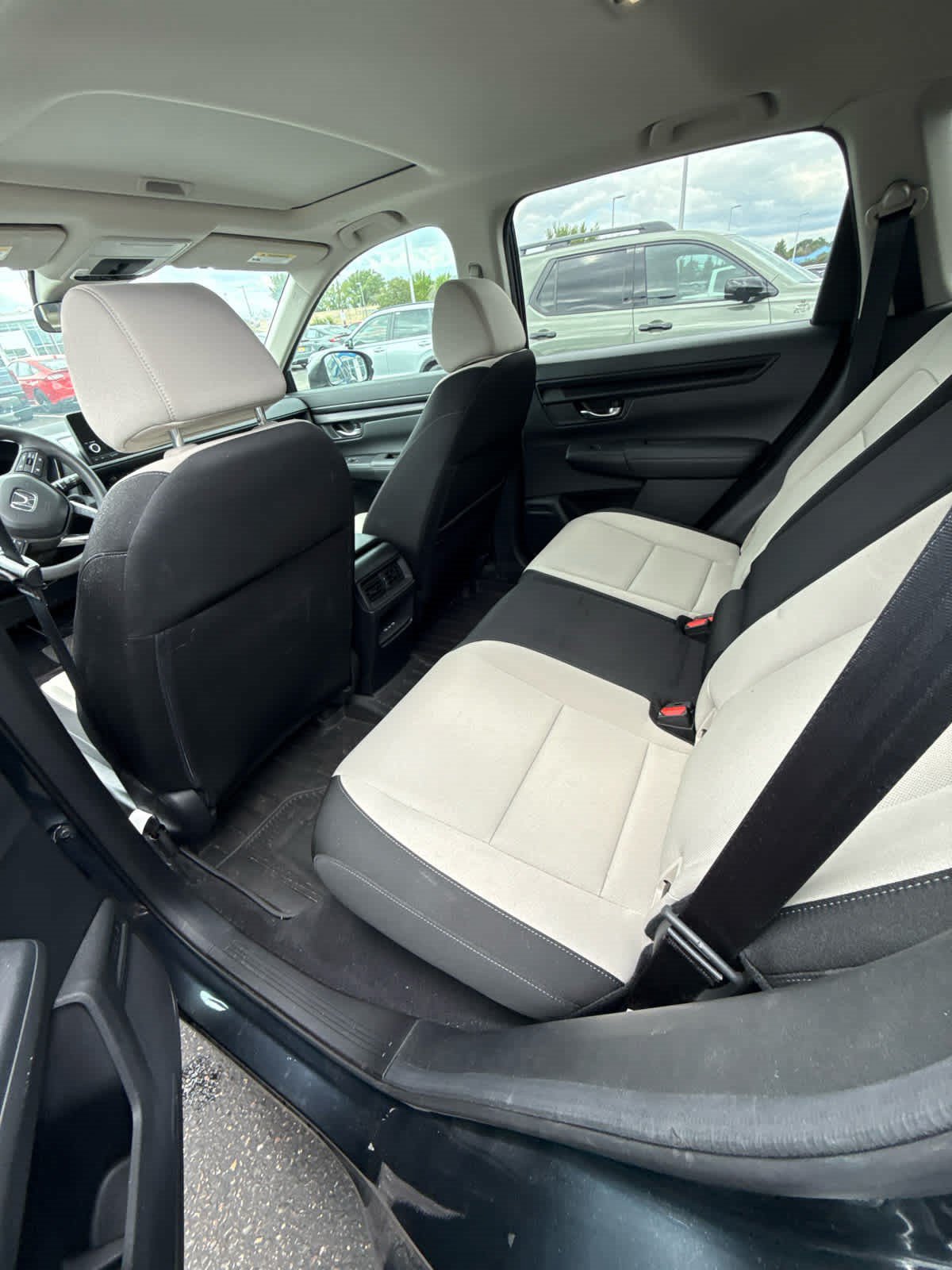 Used 2024 Honda CR-V EX image 9