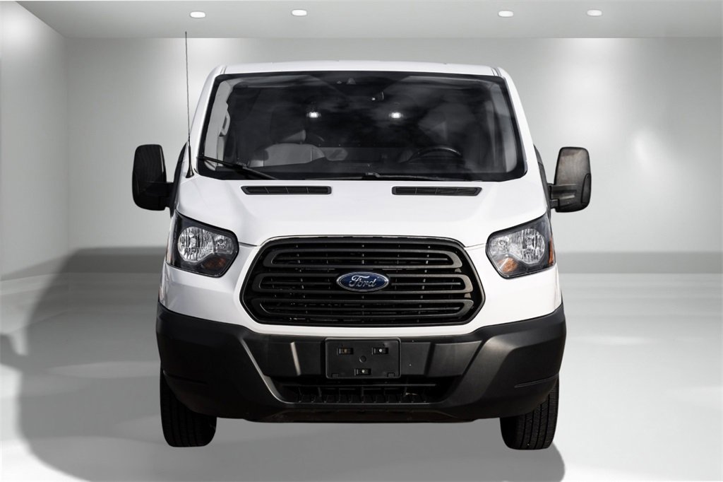 Used 2019 Ford Transit 250 130 Low Roof image 4