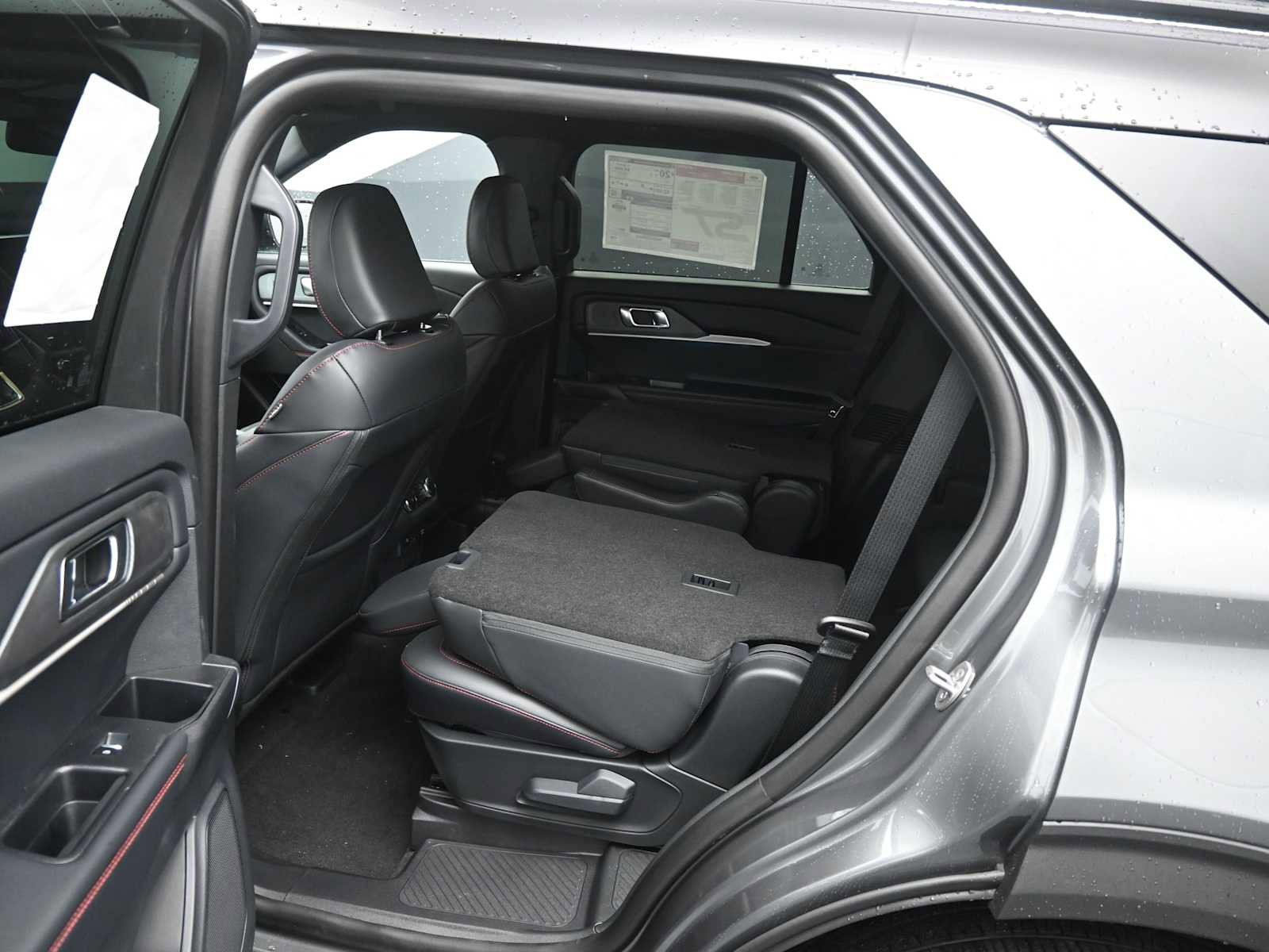 New 2026 Ford Explorer ST image 22