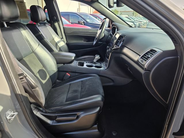 Used 2019 Jeep Grand Cherokee Altitude RWD image 10