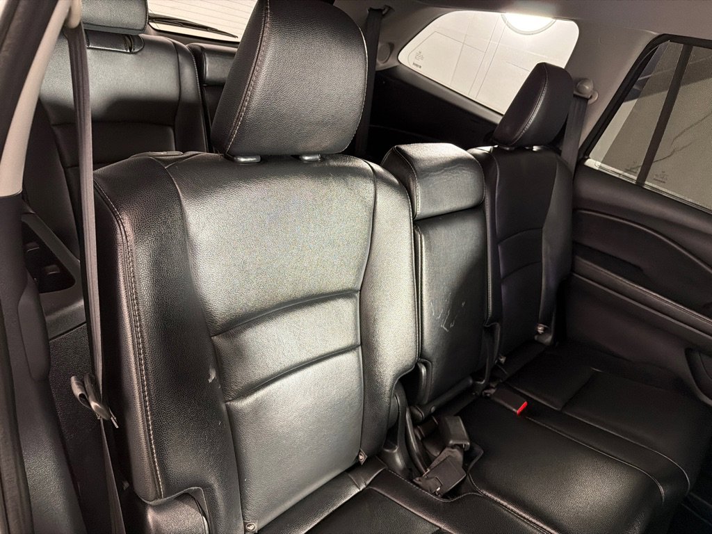 Used 2018 Honda Pilot Touring image 26