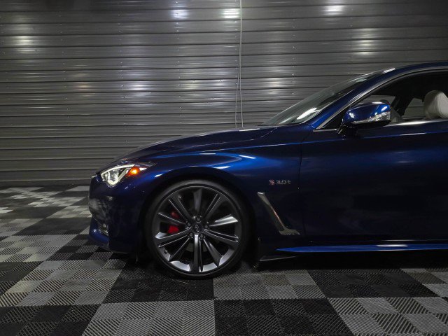 Used 2018 INFINITI Q60 Red Sport 400 w/ Pro Active Package image 33