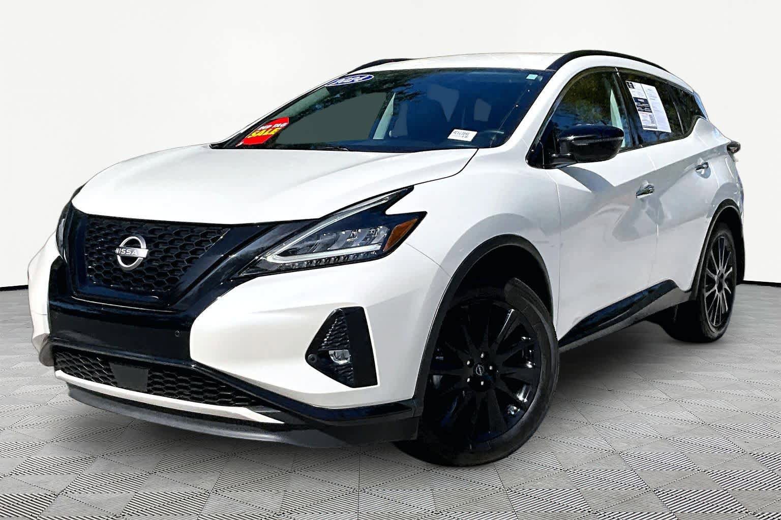 Used 2024 Nissan Murano SV w/ SV Midnight Edition Package FWD image 2