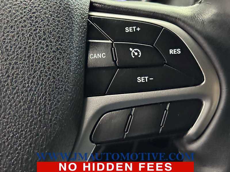 Used 2018 Jeep Grand Cherokee Limited w/ Luxury Group II image 42