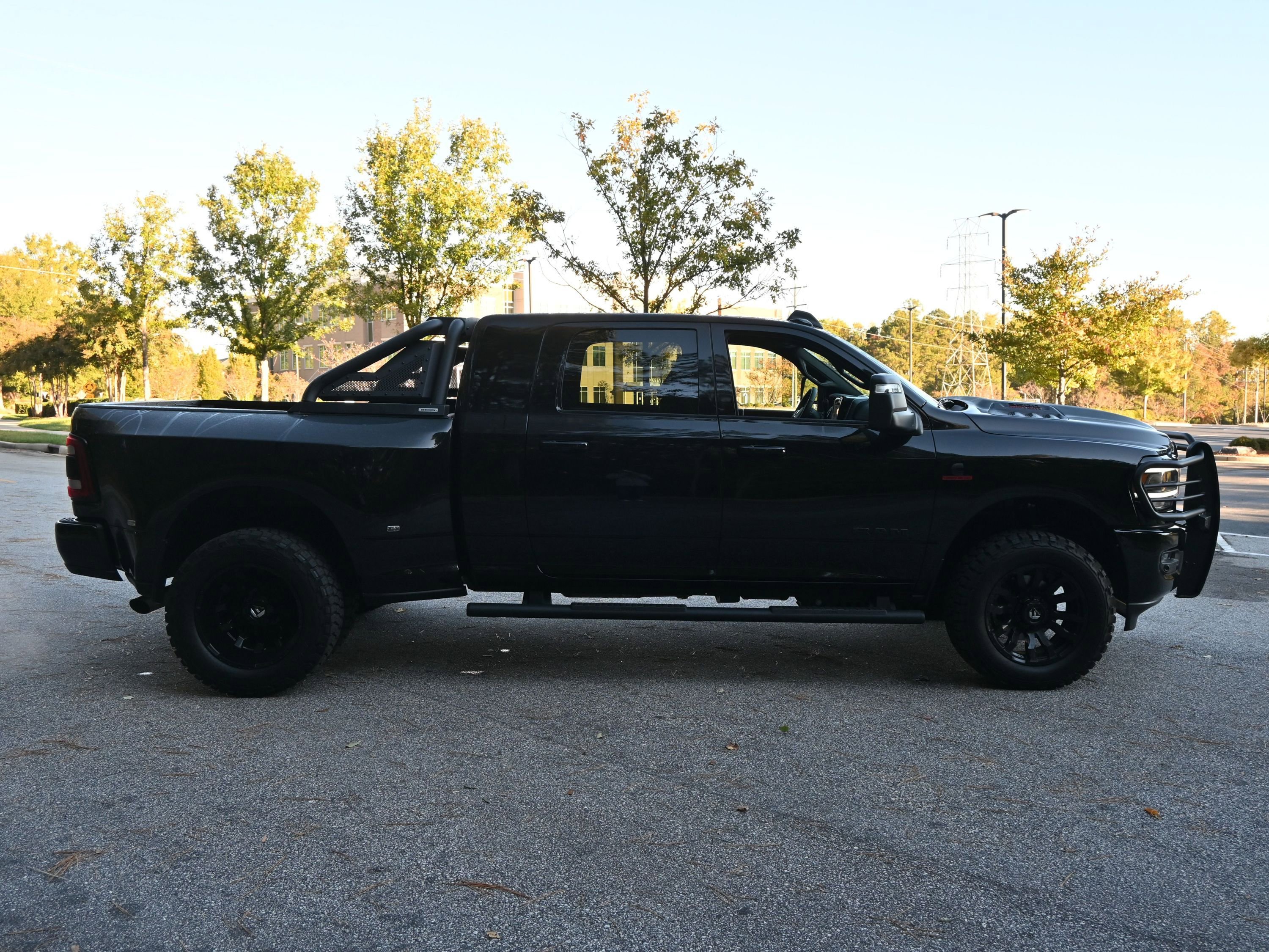 Used 2024 RAM 3500 Laramie w/ Night Edition image 9