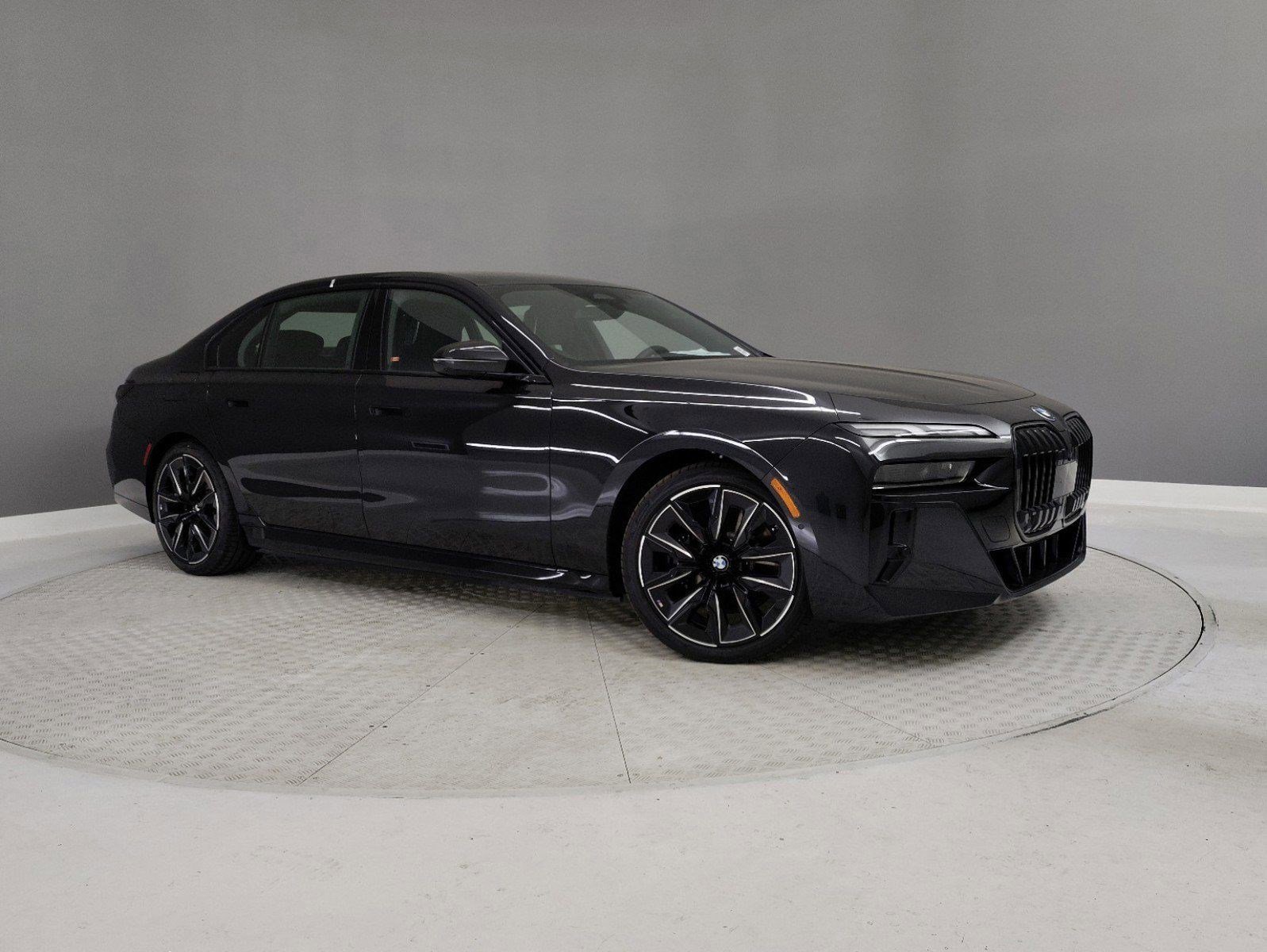 Used 2025 BMW i7 eDrive50 w/ M Sport Package RWD image 26